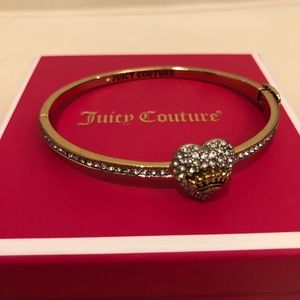 JUICY COUTURE GOLD DIAMOND HEART BANGLE